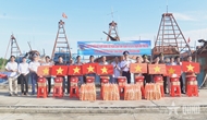 海警第三区与同塔渔民并肩同行
